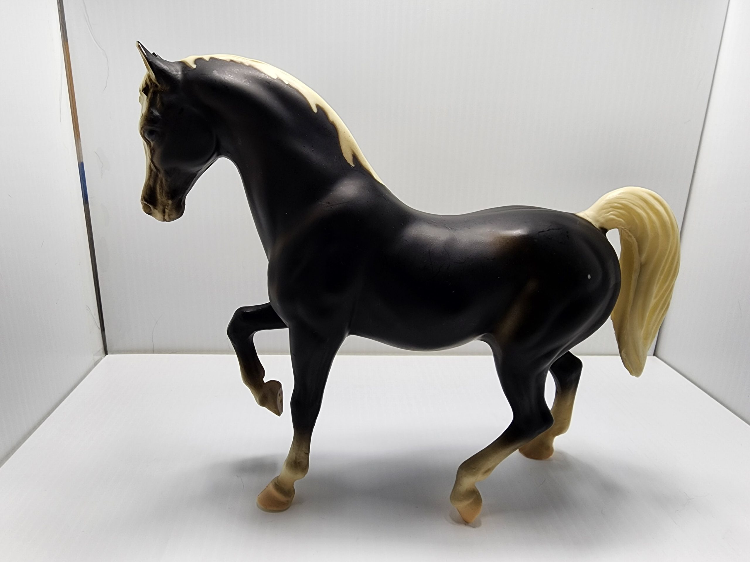 Breyer Hickory, Family Arabian Stallion in Matte Charcoal Color ...