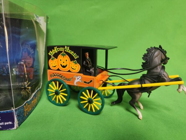 Breyer Haunted Hay Ride Halloween Stablemate Special 2005 - Image 7